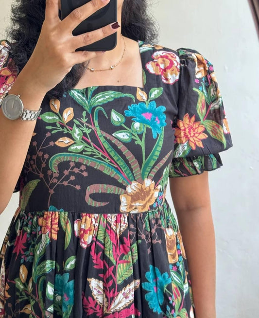 BLACK BOHO MIDI