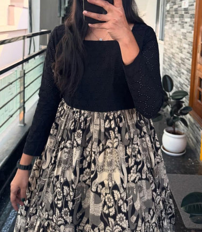 HAKOBA KALAMKARI GOWN